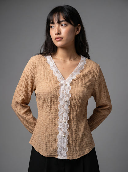 AVENU. The Lily Blouse