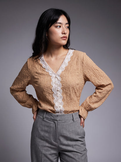 AVENU. The Lily Blouse