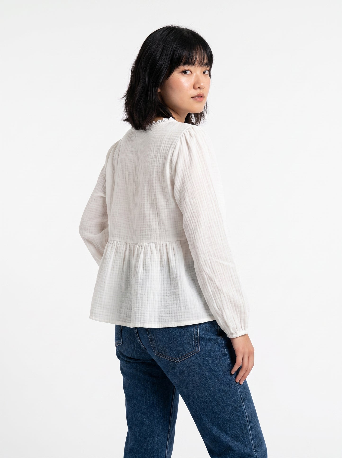 AVENU. DOLL-TOP