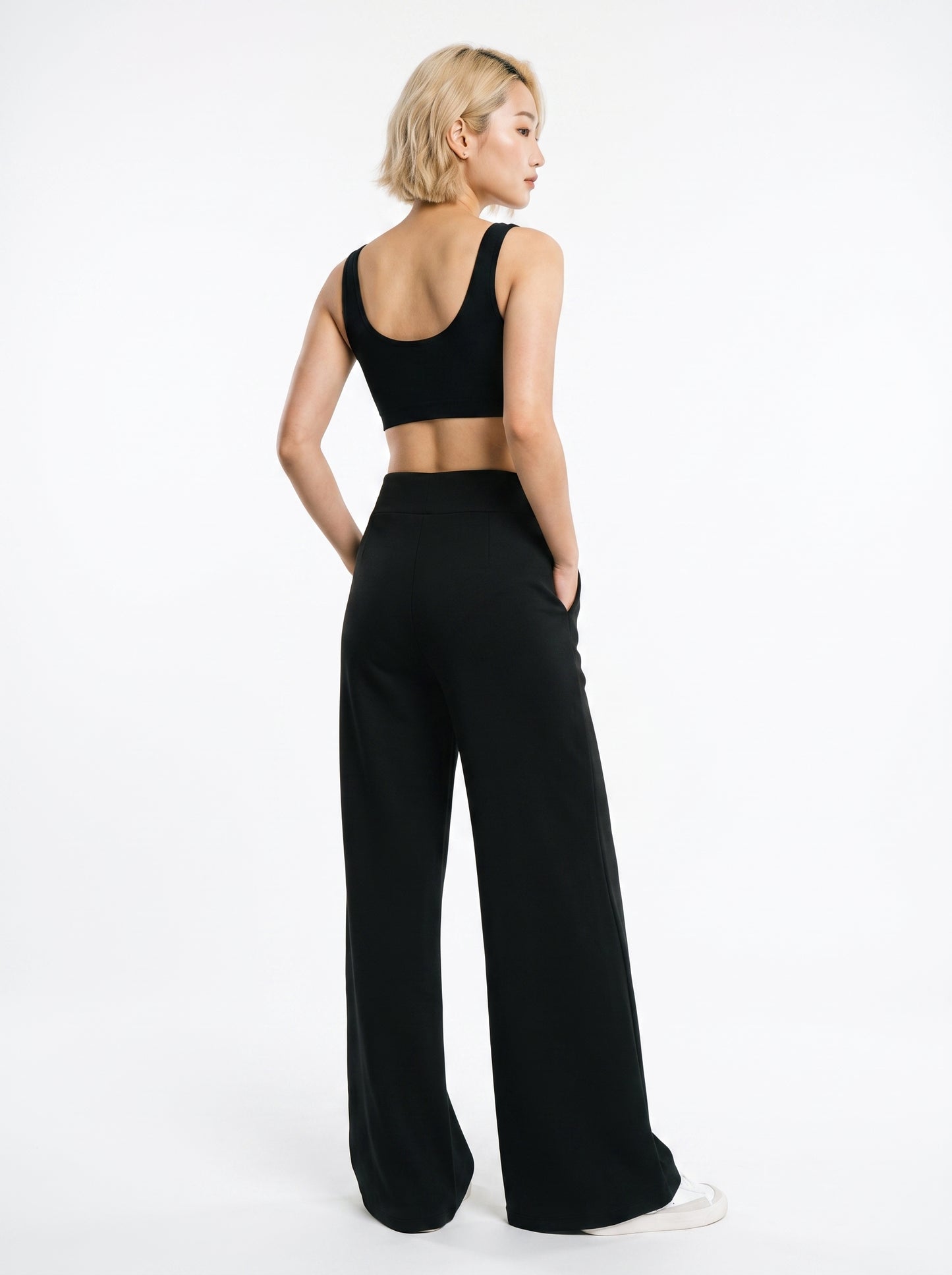 AVENU. NOIR-FLOW PANT