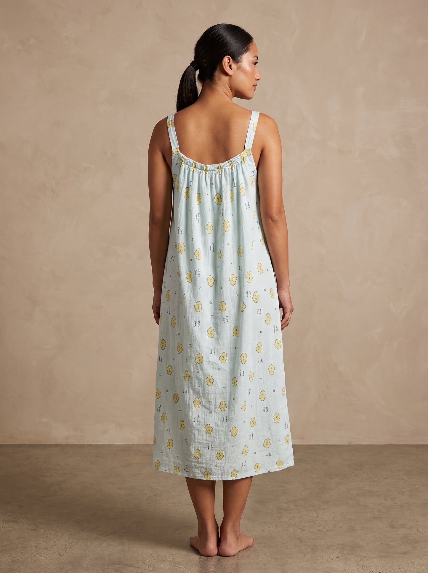 AVENU. CLOUD-Night Gown