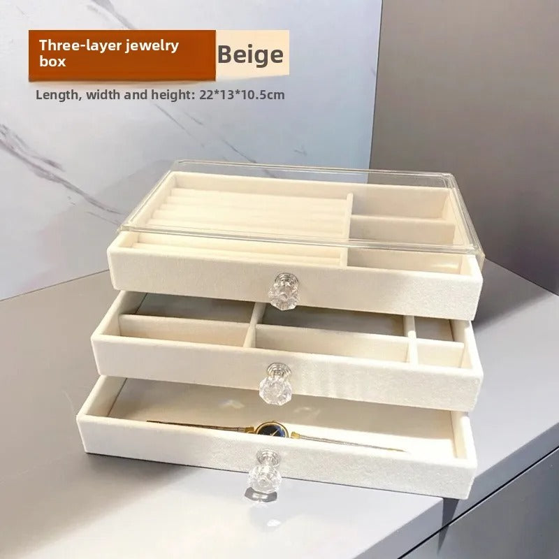 AVENU. CEDAR-COLLECTION